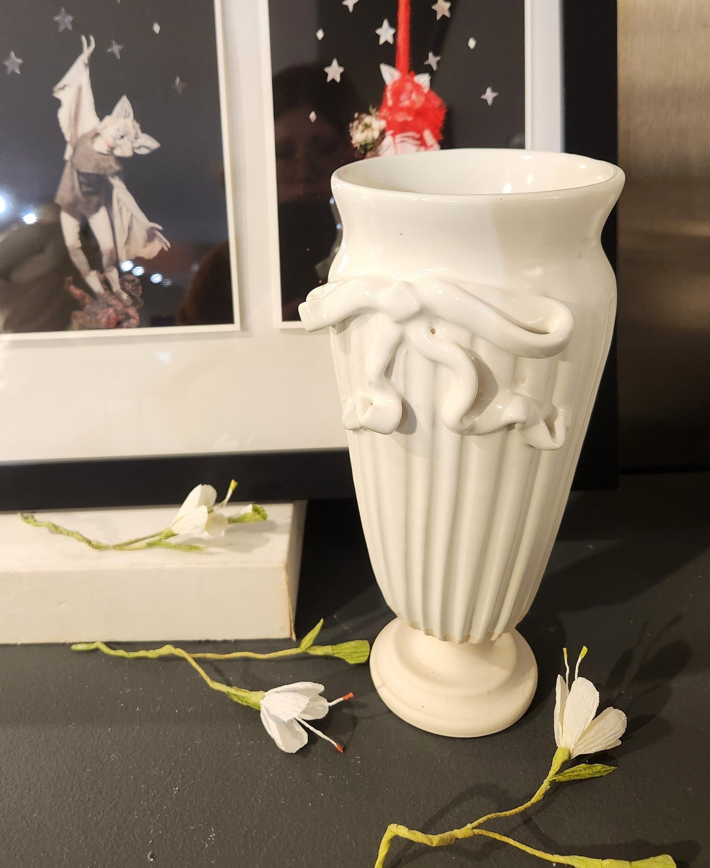 Pedestal Vase w/Bow