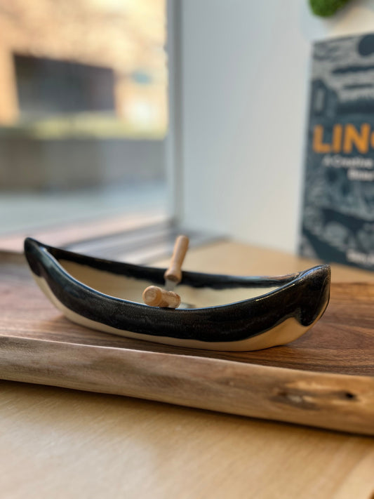 Canoe Dip Pot