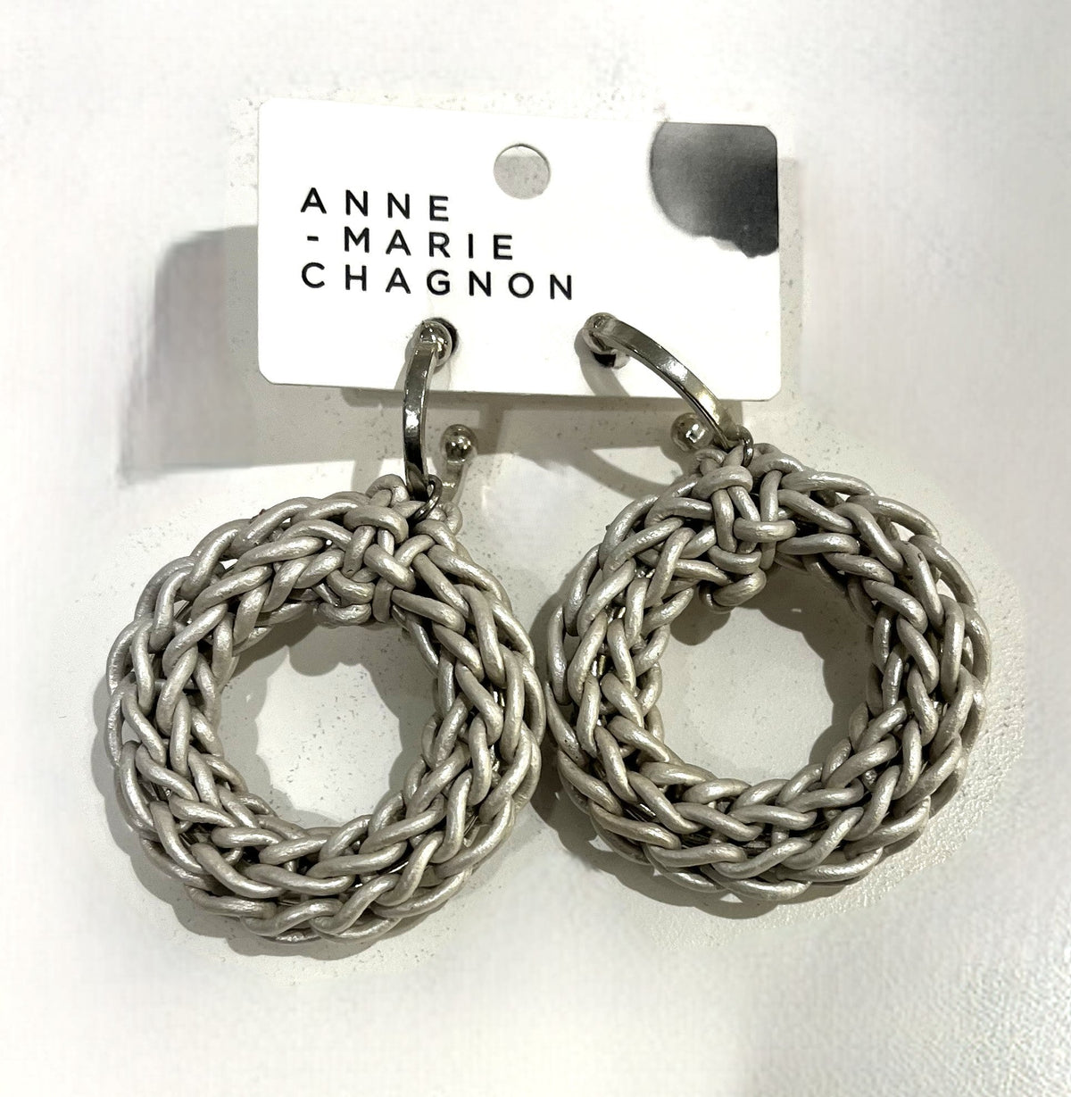Tulum Pewter & White Earring