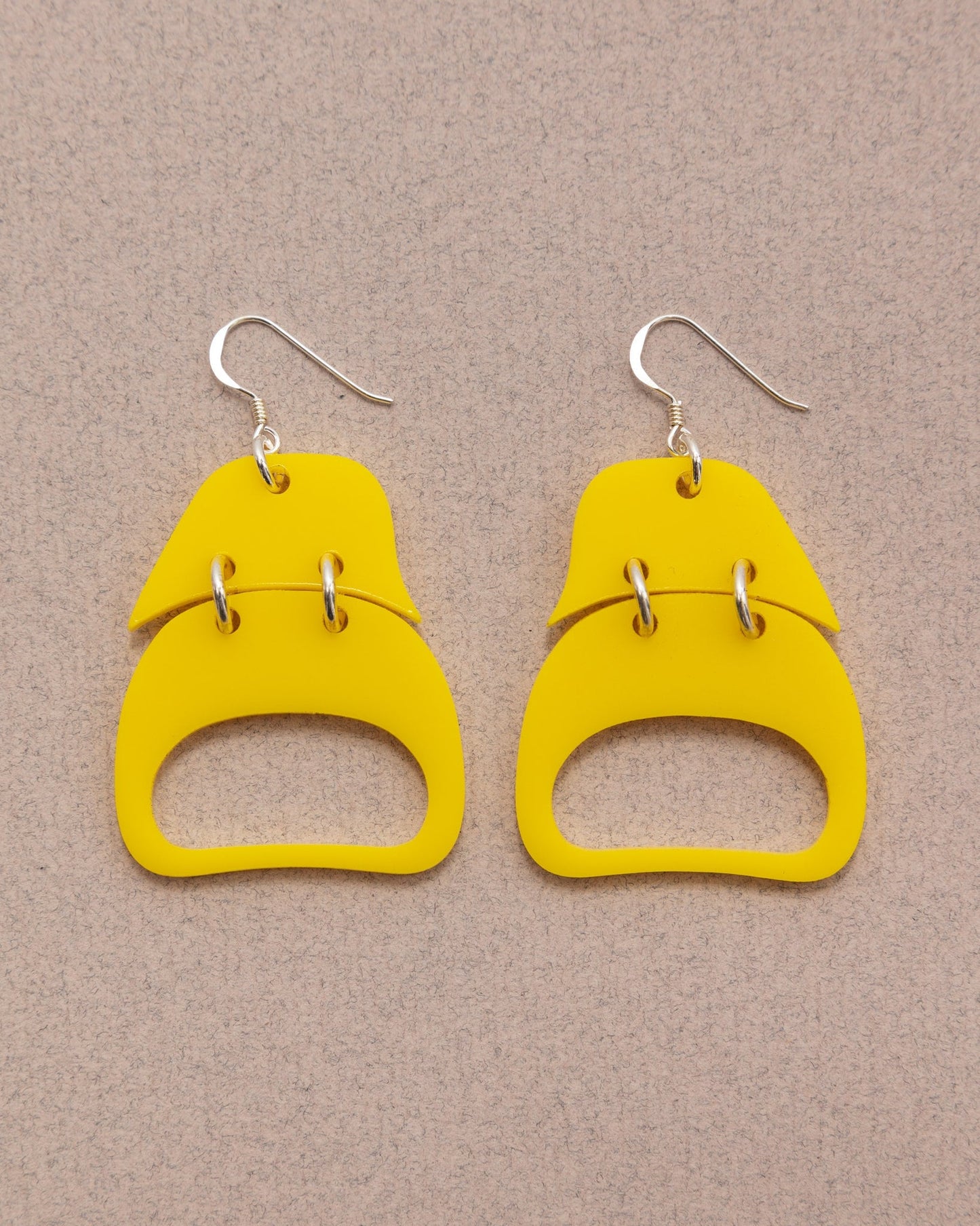 Hollow Ovoid Mini Earrings