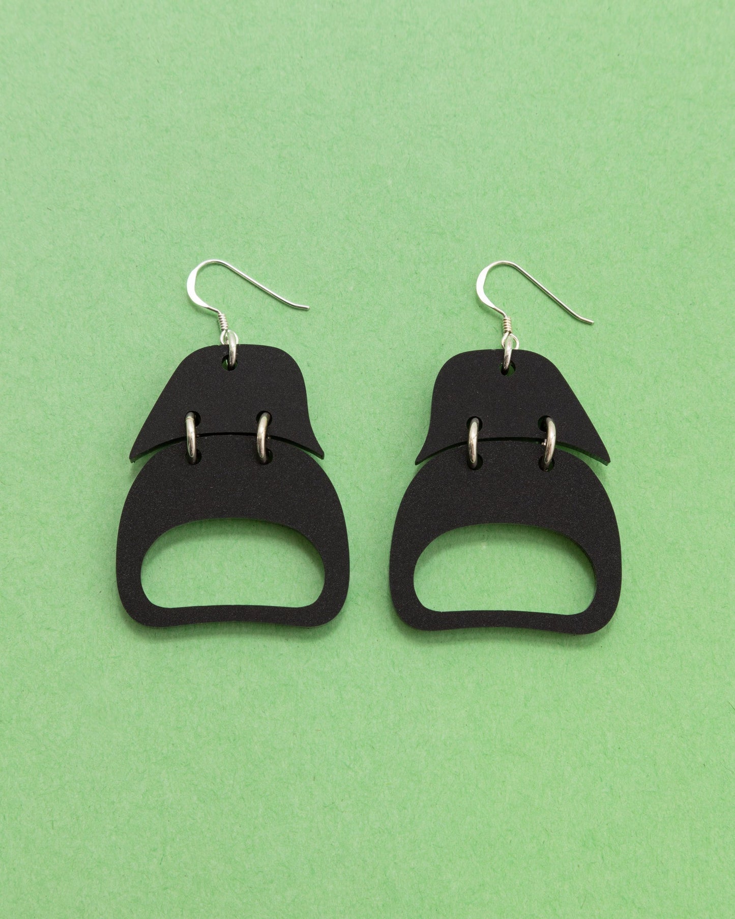 Hollow Ovoid Mini Earrings