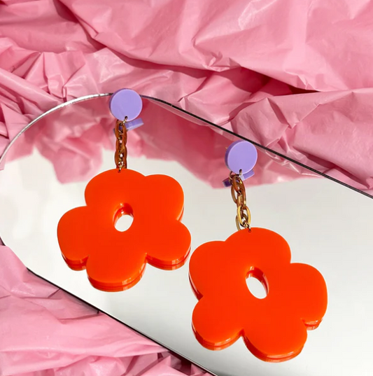 Flourish Chain Dangles in Pink