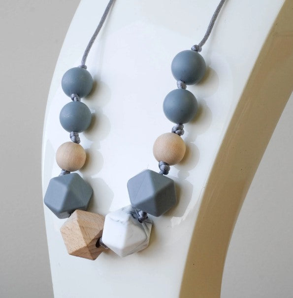 Ethan Necklace Grey/M