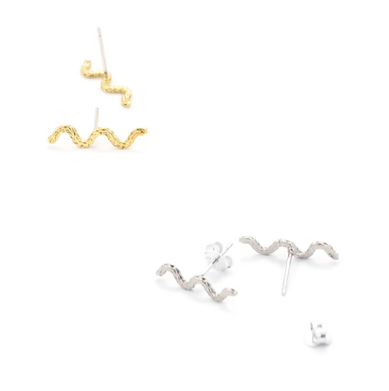 Wavy Studs Gold