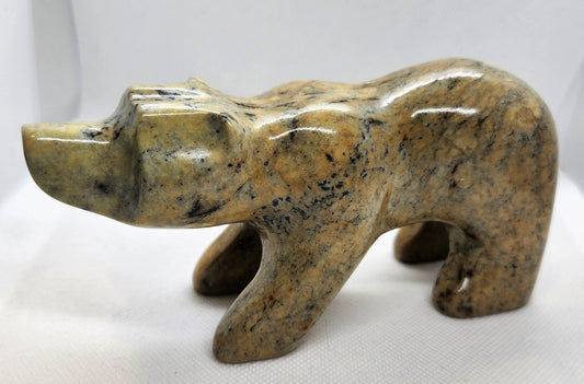 Medium Bear by Teyo Hill