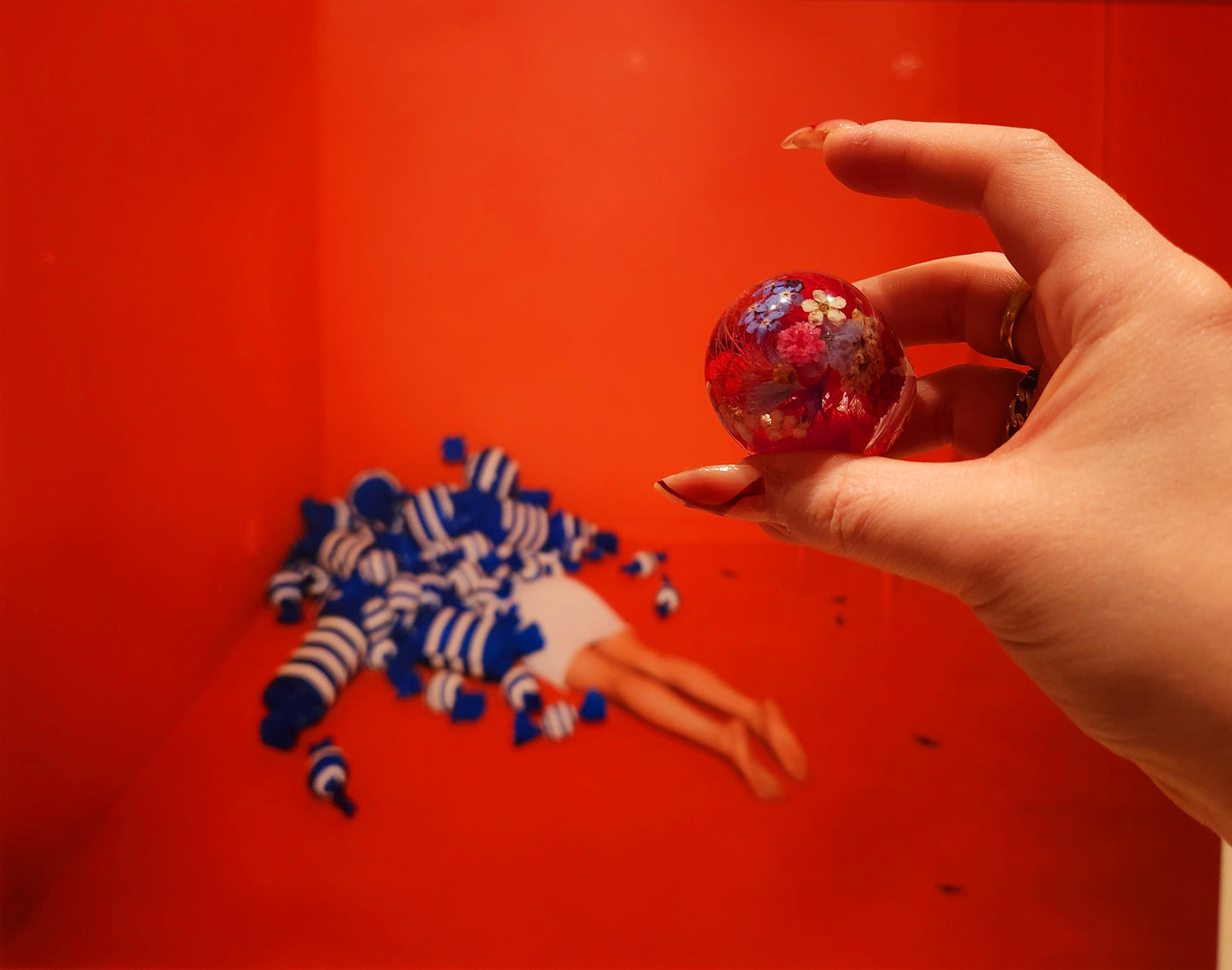 Wonder-Inspired Small Dome Paperweight