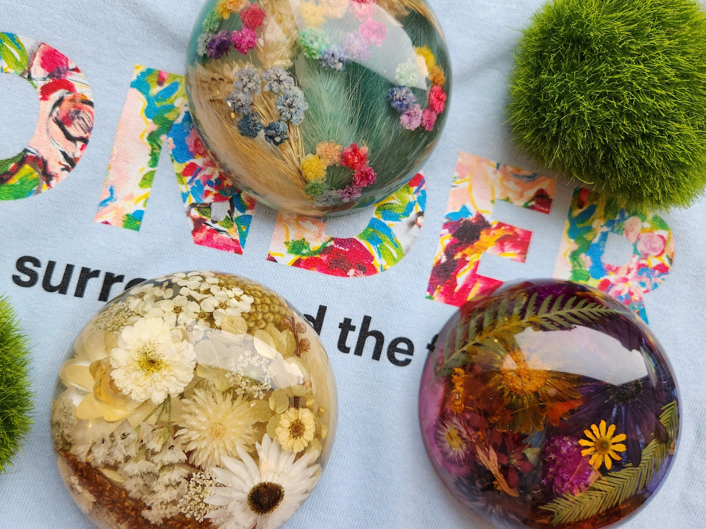 Wonder-Inspired Large Dome Paperweight