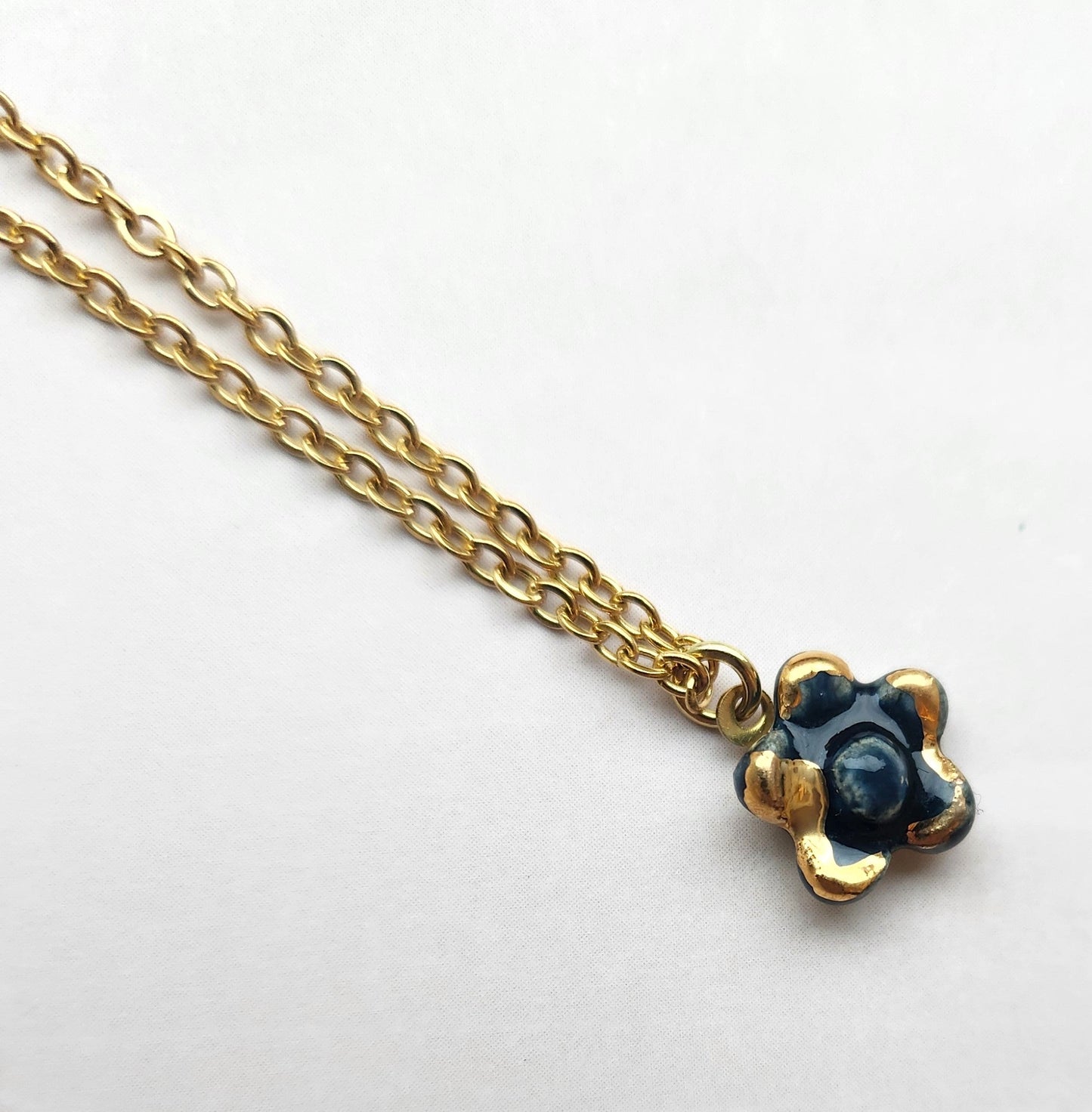 Tiny Flower Necklace
