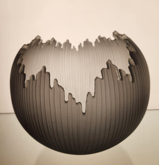 Grey Saw Orb