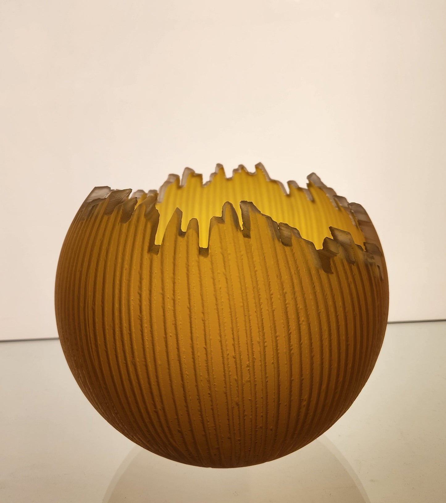 Aurora Yellow Saw Orb