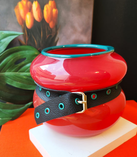 Red Hourglass Pot