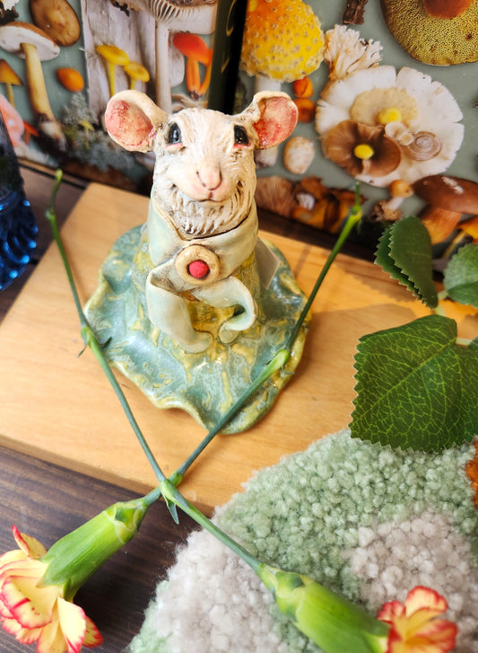 Bonnie Ceramic Figure