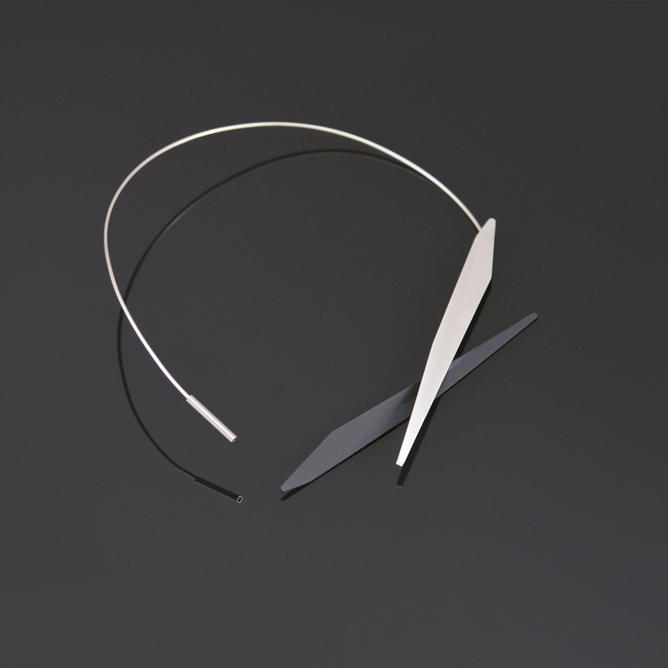 Quinn Neck Cuff in Silver Black