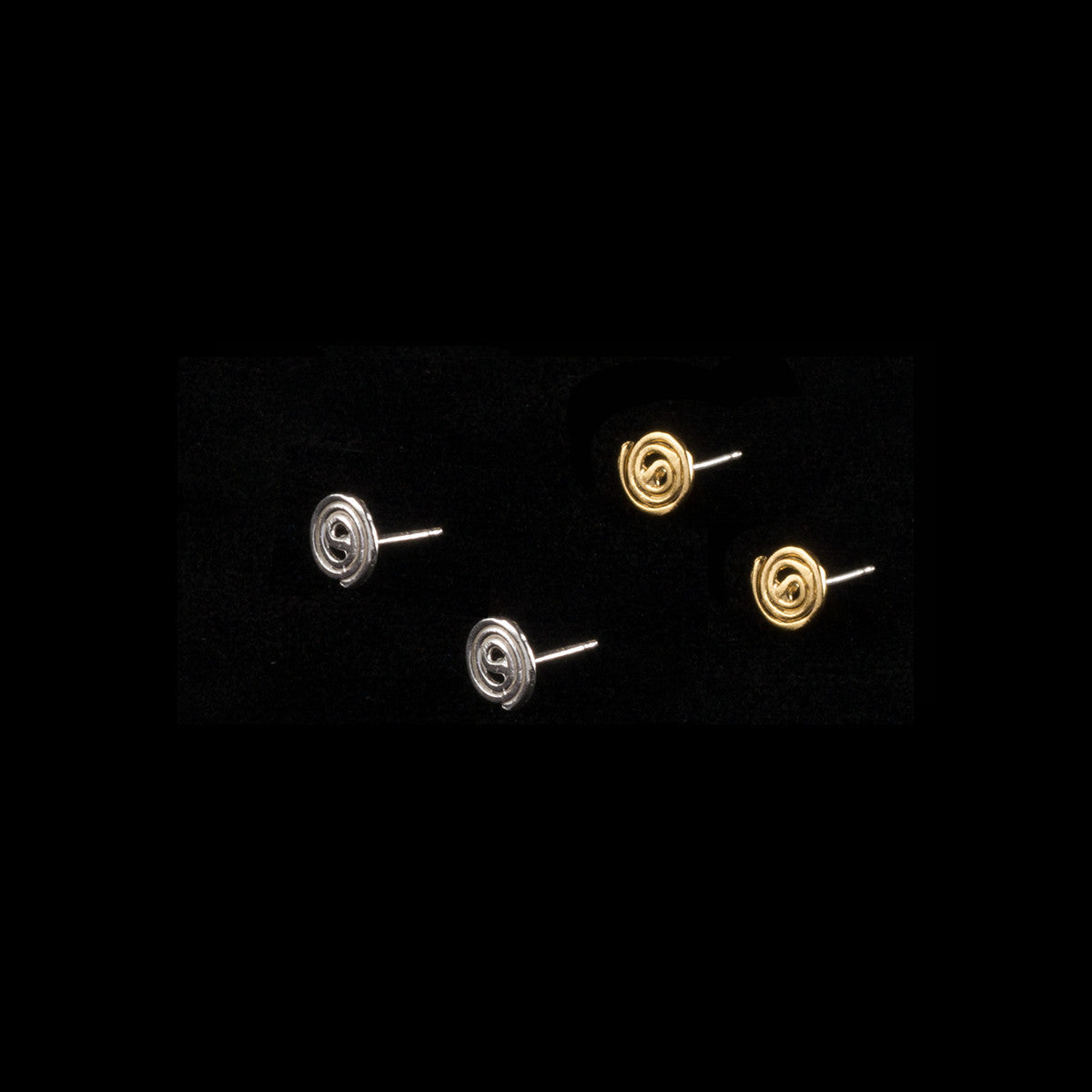 Swirl Studs Gold