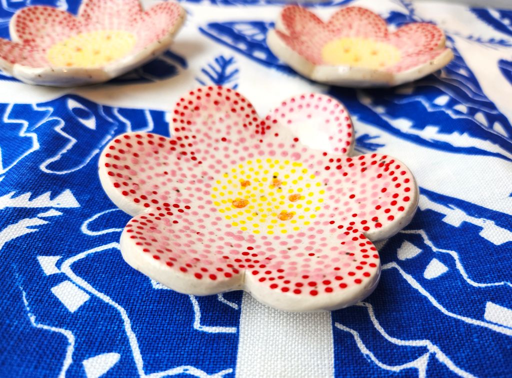 Small Flower Dishes