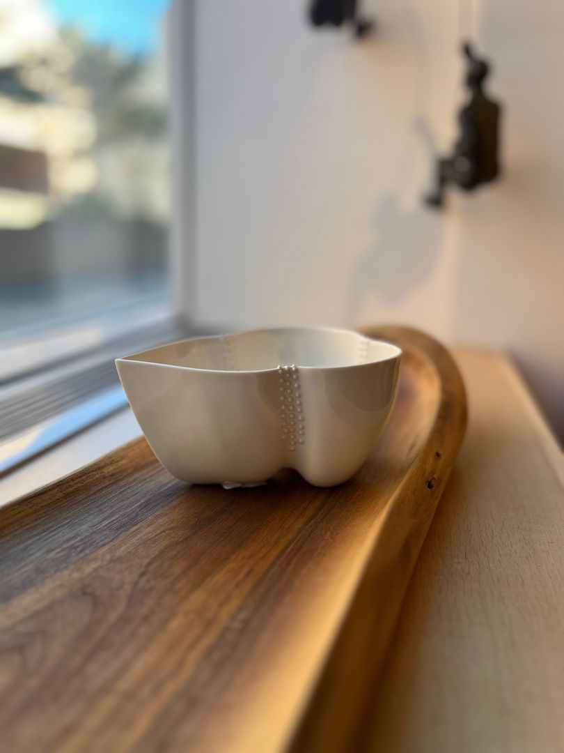 White Dotted Leaf Bowl