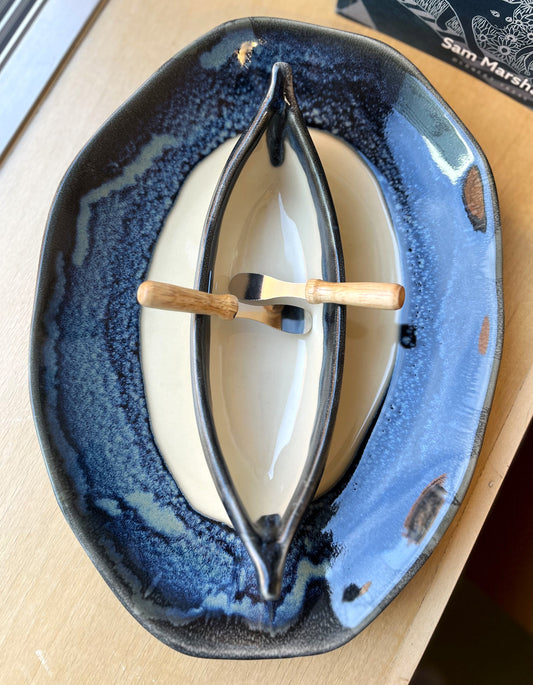 Canoe on a Lake Dip Set