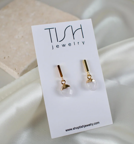 Leah Quartz Bar Stud