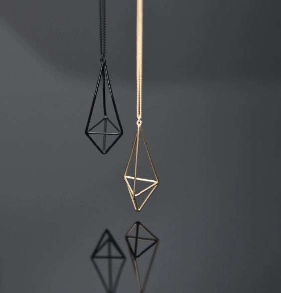 Gold Elongated 3D Diamond Necklace