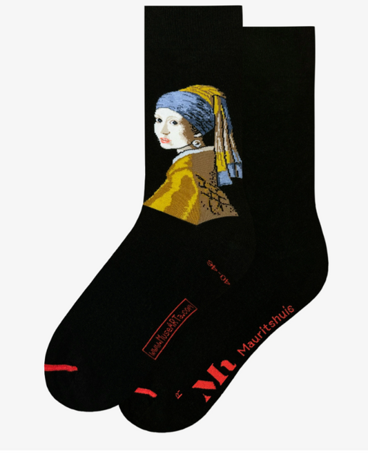Lg Pearl Earring Art Socks