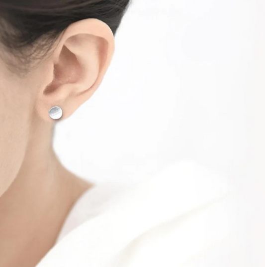 Curl Dot Ear B.Sil