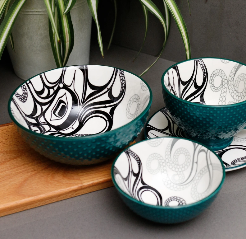Octopus (Nuu) Art Bowl