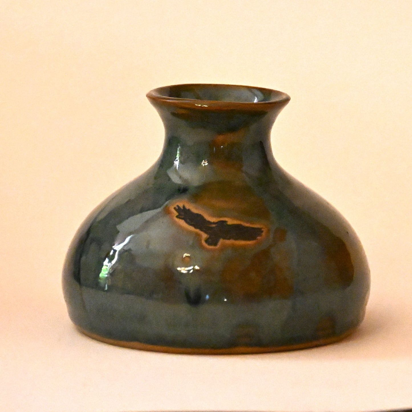 Vulture Vase - Waxwing