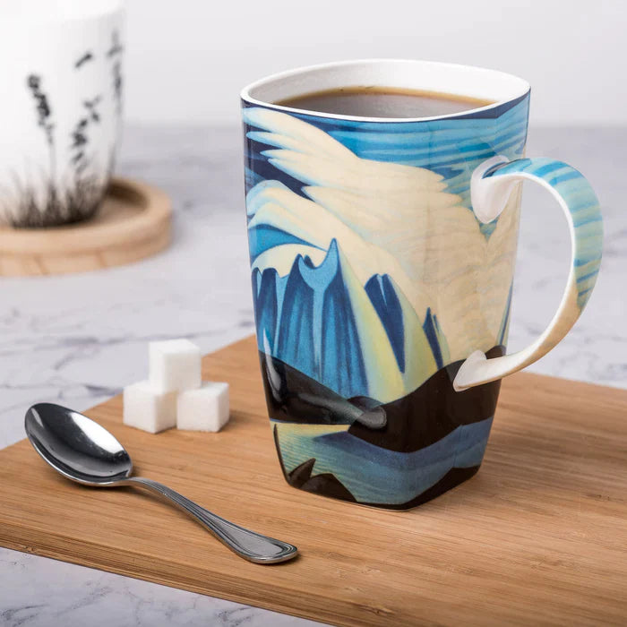 Harris Lake and Mountains Grande Mug